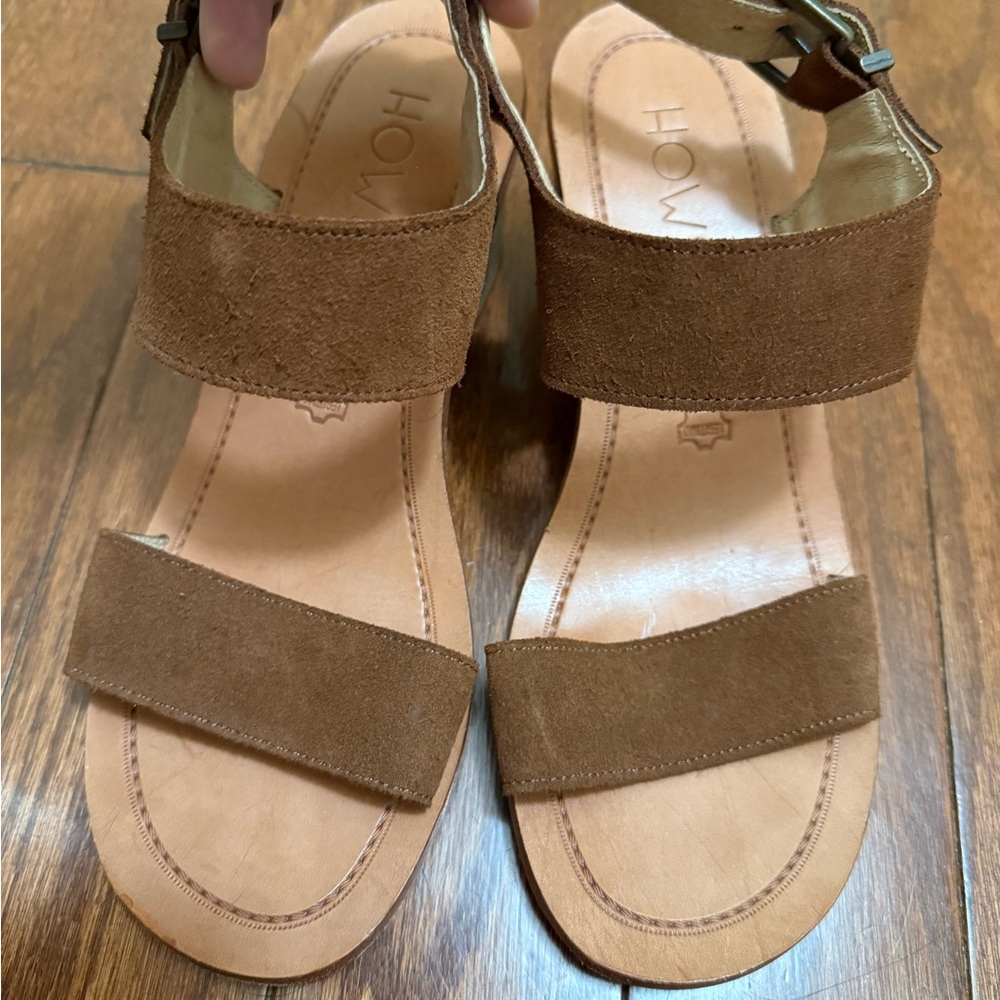 Anthropologie Howsty Made‎ In Spain Brown Suede Block Heel Sandals EU 37 US